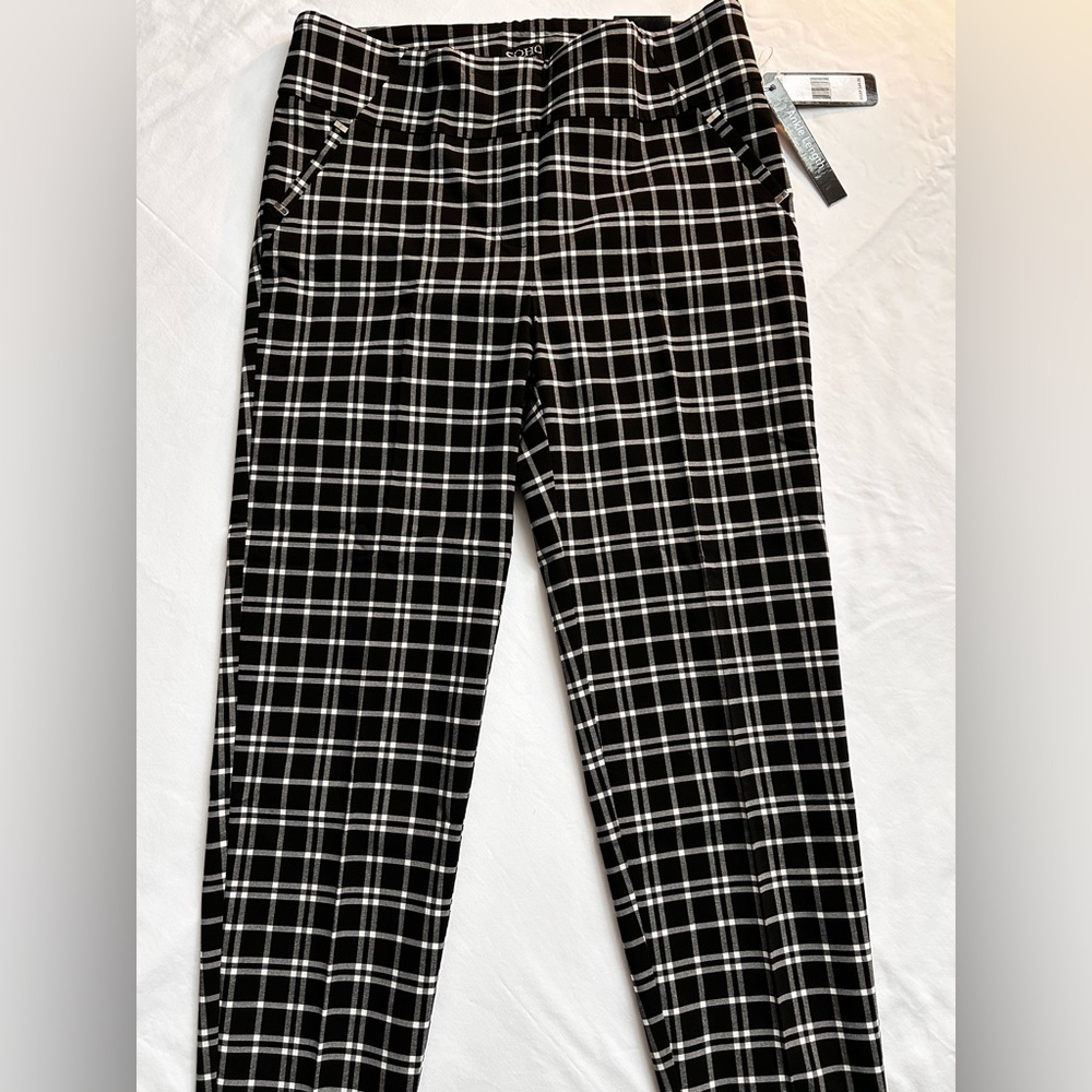 Womens Black and White check Ankle pants